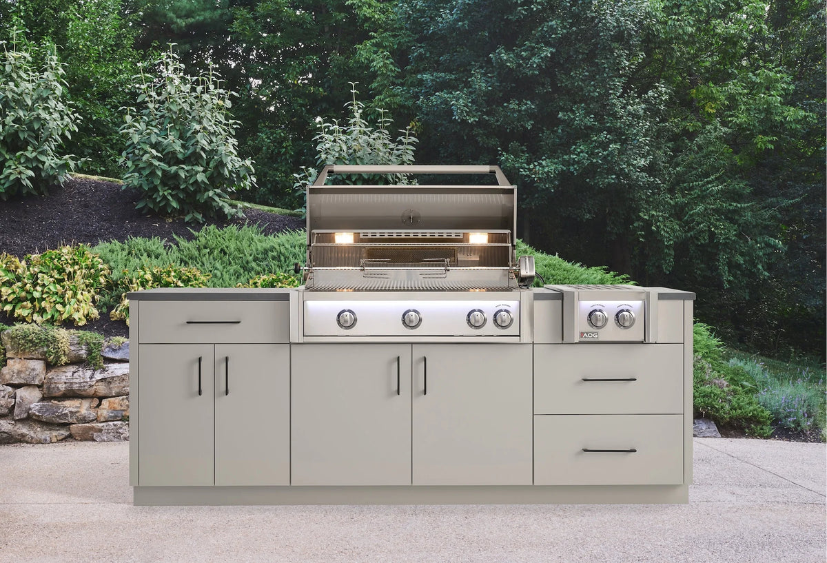 AOG outdoor kitchen island with L-Series grill