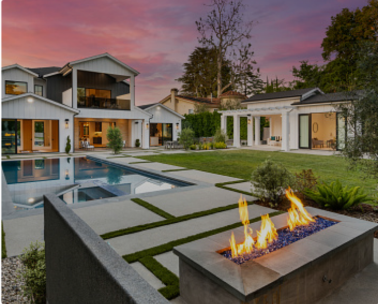 Fire Pits & Fire Tables