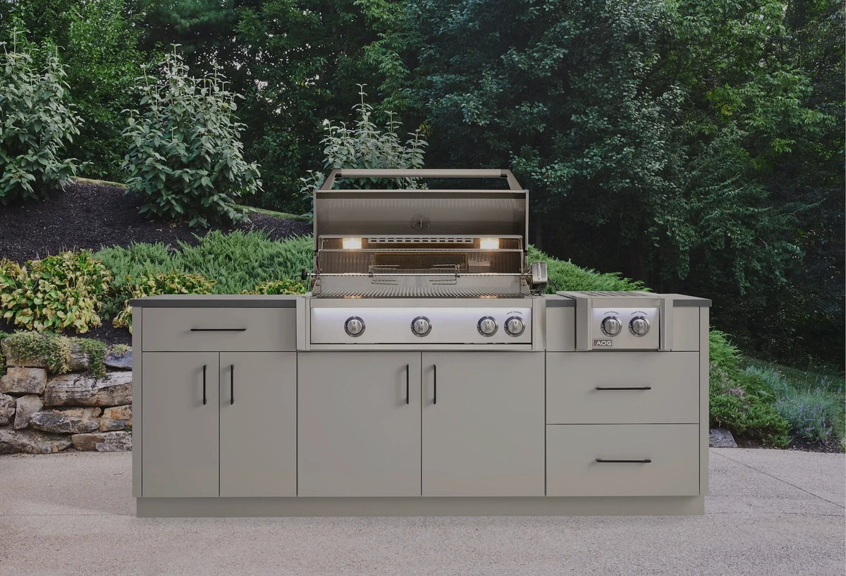 Grills & Outdoor Kitchens